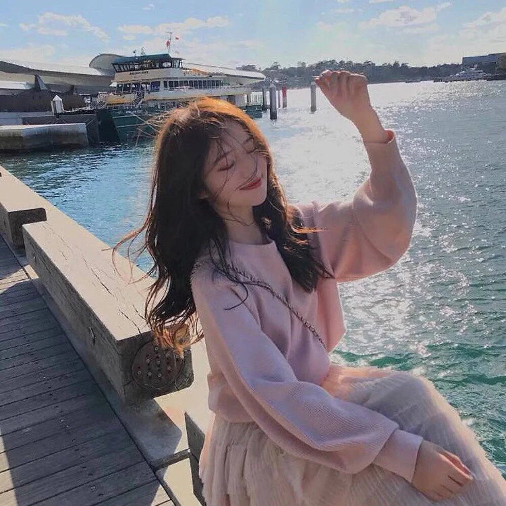 某天初恋闯进来